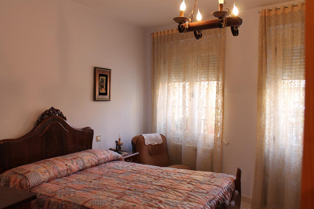 Casa De La Virginia Villa Valdealgorfa Szoba fotó